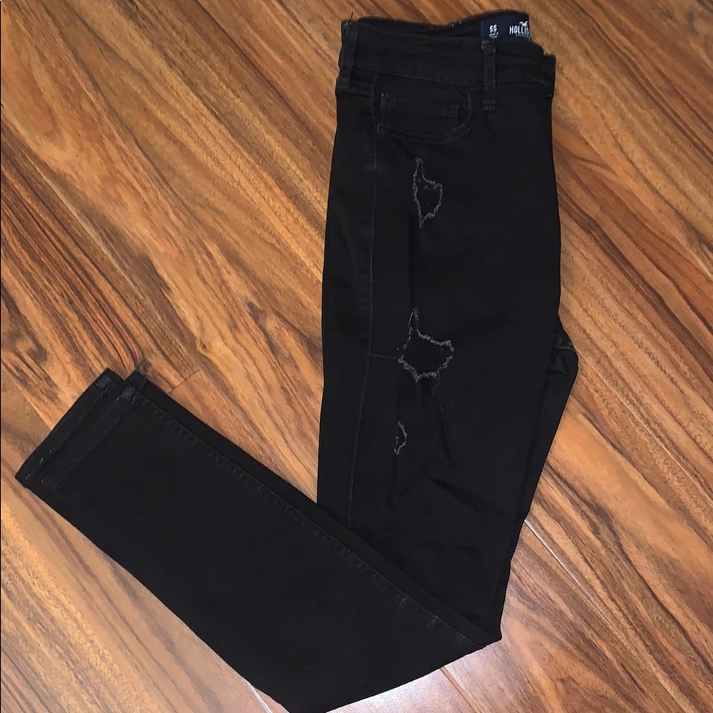 Hollister Black Skinny Jeans with Distressed Detailing